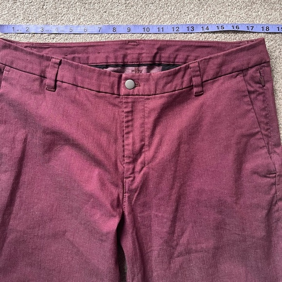 Mens Lululemon 9” Commission Casual Shorts Size 36 - Picture 8 of 10